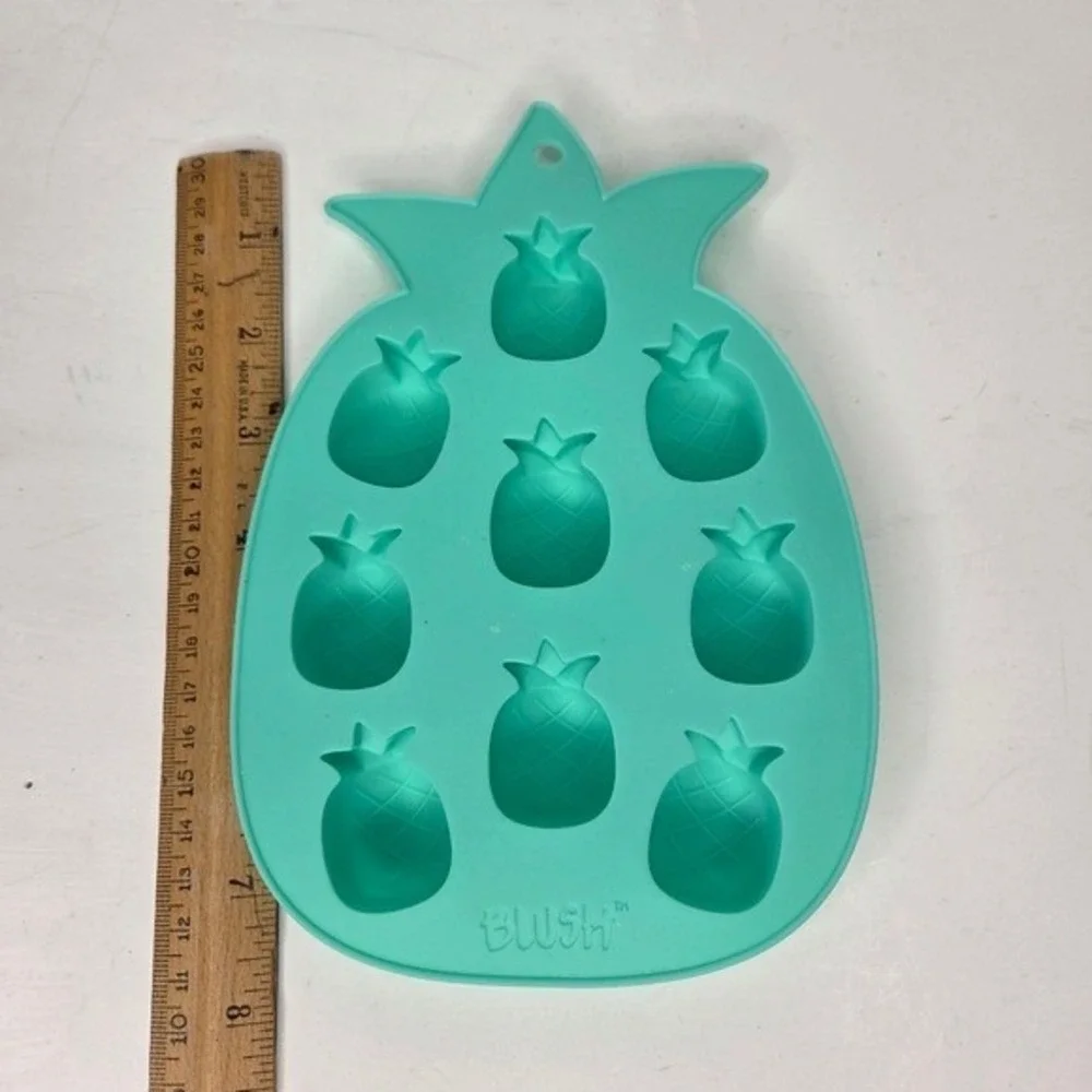Pineapple Silicone Candy Mold Ice Cube Soap Tray Crafting Summer Fruit Cocktails